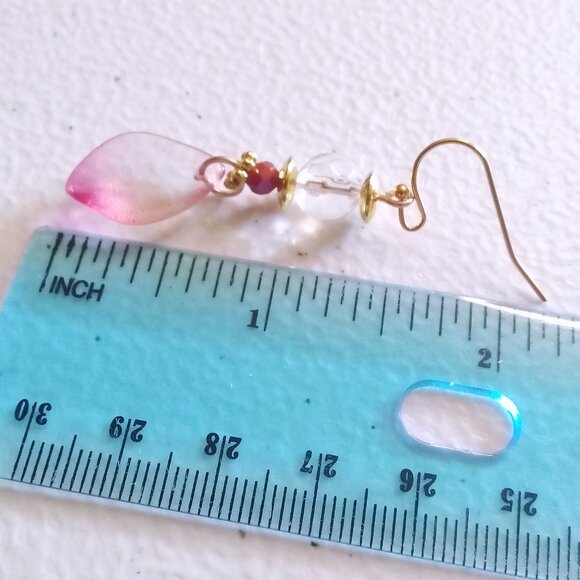Romantic Feminine Essence Pink Petal Dangle Earrings! Celebrate Spring & Easter - Picture 8 of 10